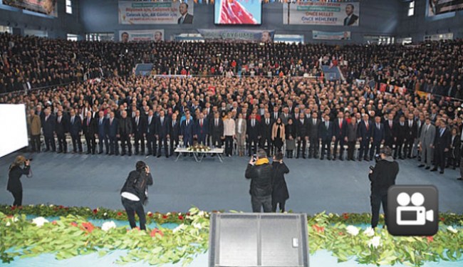 AK Parti adaylarını tanıttı..