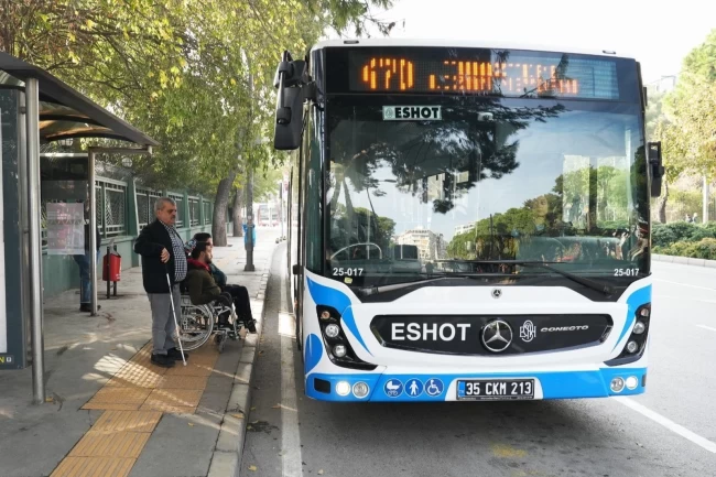 İzmir'de "Duraktayım" uygulaması ile engeller kalkıyor