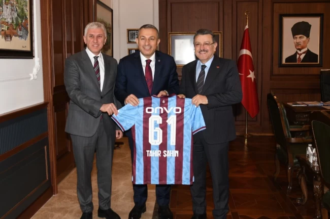 Trabzon'da Başkan Genç Vali Şahin'i ziyaret etti