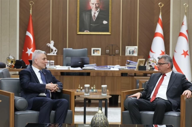 Bakan Bolat'tan KKTC temasları
