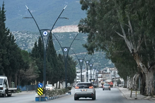 İzmir Bornova'da Pınar Caddesi yenilendi