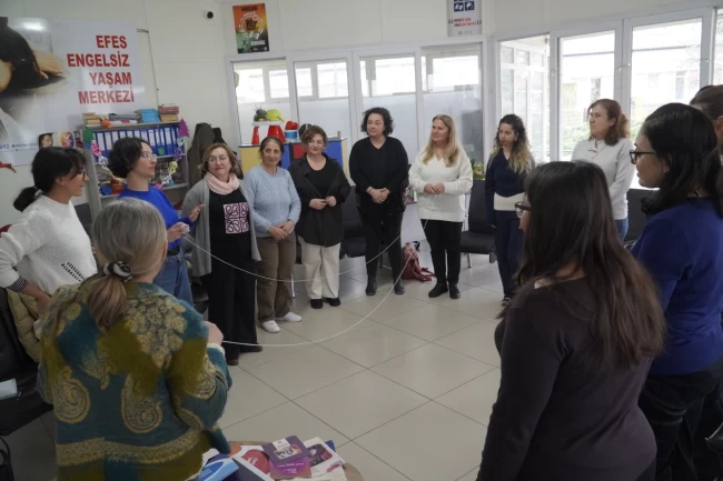 Efes Selçuk'ta Kadının İnsan Hakları Eğitim Programı başladı
