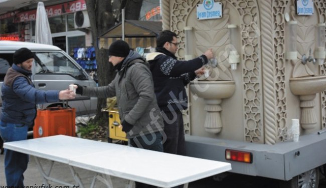 Uysal halkçı çizgisini sürdürüyor