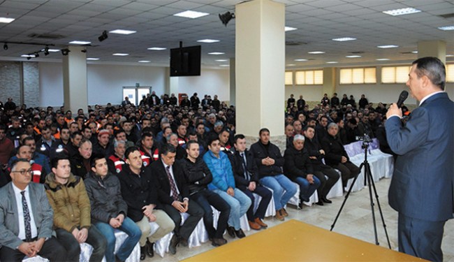 Başkan Uysal'dan taşeron işçilerine zam sözü!..