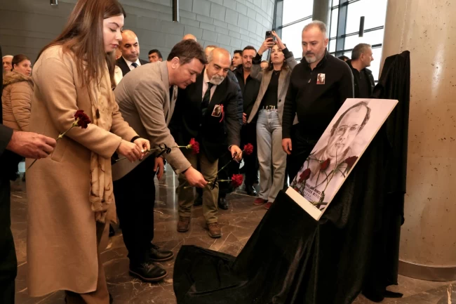 Uğur Mumcu 33'üncü ölüm yıl dönümünde Bursa Osmangazi'de anıldı