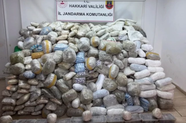 Hakkari'de dev uyuşturucu operasyonu! 348 kilo uyuşturucu ele geçirildi