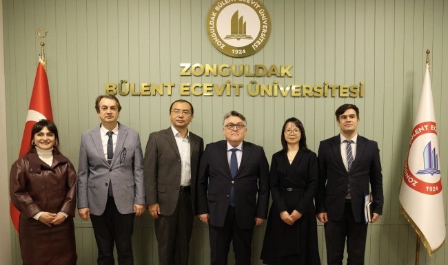 Şangay Dianji Üniversitesi Heyetinden Rektör Özölçer’e Ziyaret