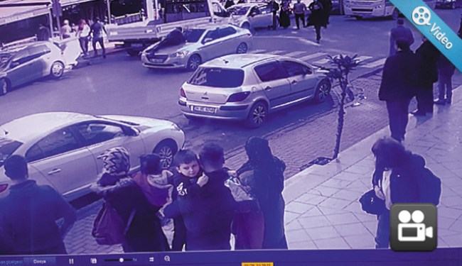 Güvenlik görevlisini 300 metre sürükledi!..