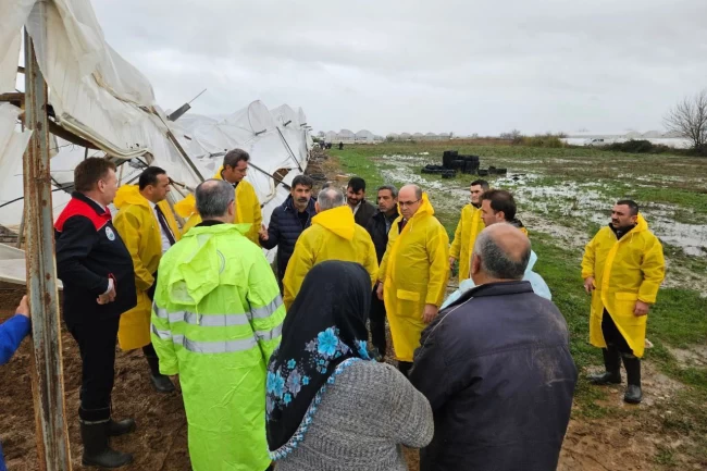 Antalya'daki seralarda hasar tespit için Bakanlık devrede