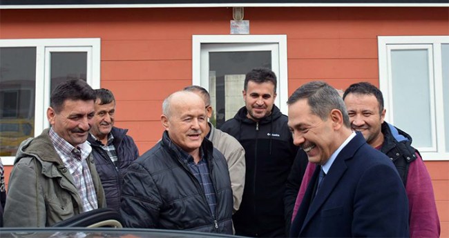 Başkan Uysal, taksicilerle bir araya geldi.