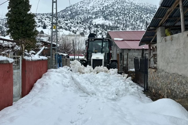 Malatya Doğanşehir'de kar seferberliği