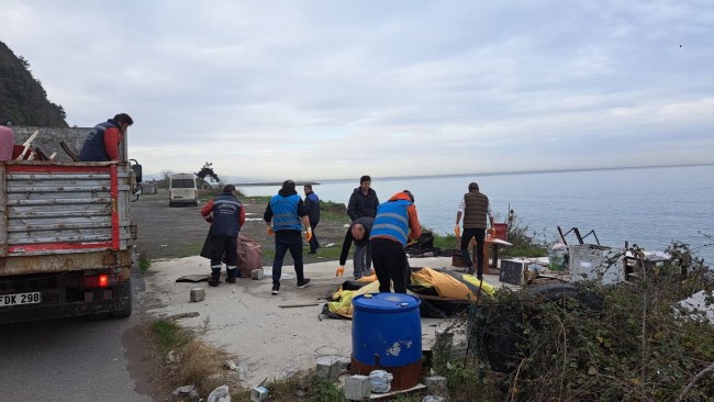 Kdz.Ereğli sahil bandı kaçak yapı ve işgallerden temizlendi