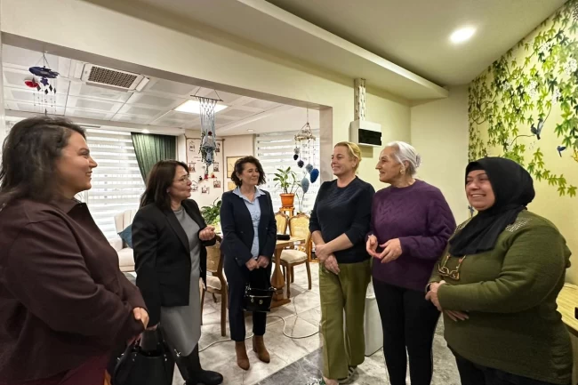 Kocaeli İzmit'in sosyal projeleri Akçakoca'ya ilham oldu