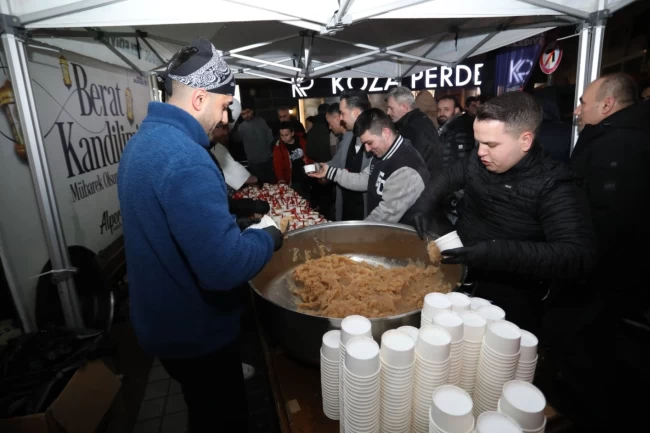 Bursa İnegöl kandil geleneğini sürdürüyor