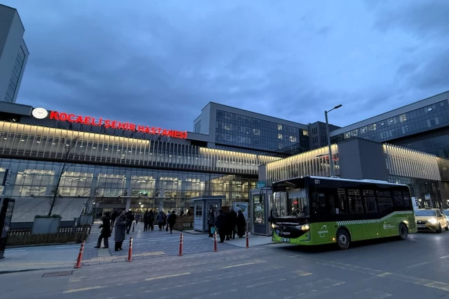 Kocaeli Şehir Hastanesi'ne 12 ilçeden aktarmasız ulaşım