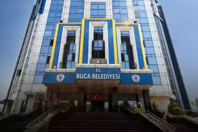 Buca Belediyesi'ne rüşvet soruşturması: 28 gözaltı!