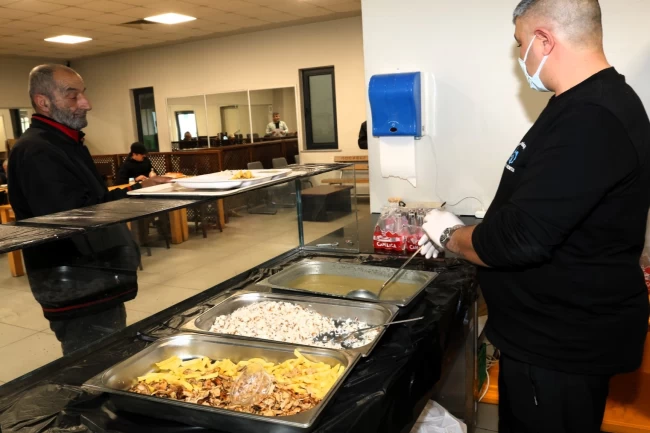 Kocaeli'de kimsesizlere ev sıcaklığında hizmet