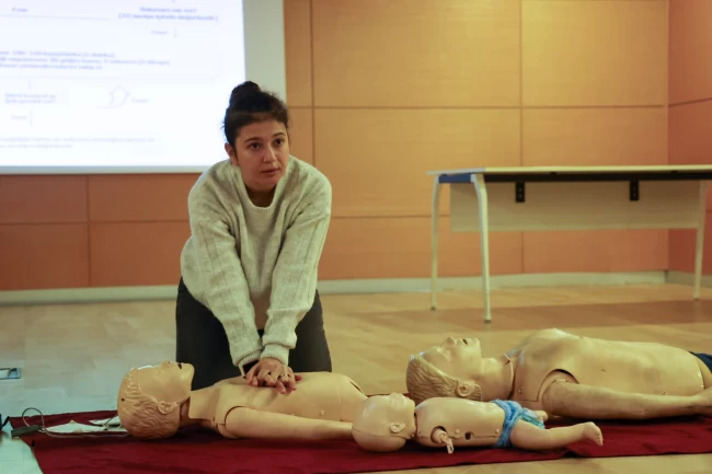 Antalya Büyükşehir'de personel için ilk yardım eğitimi