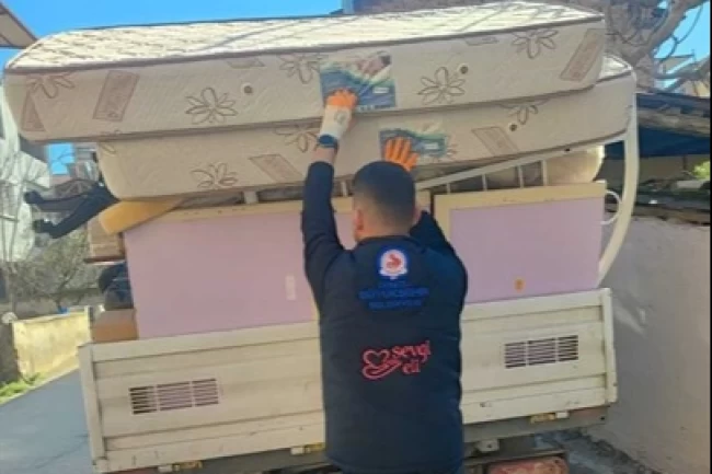 Denizli'de 'Sevgi Eli' ailenin yaralarını sardı