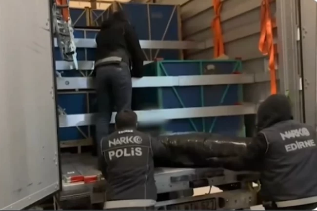 Uyuşturucu baronlarına darbe