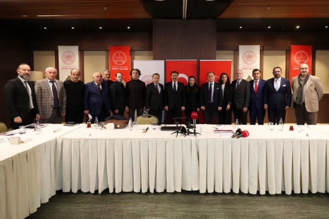 KGK, depremin yıldönümünde Hatay'da