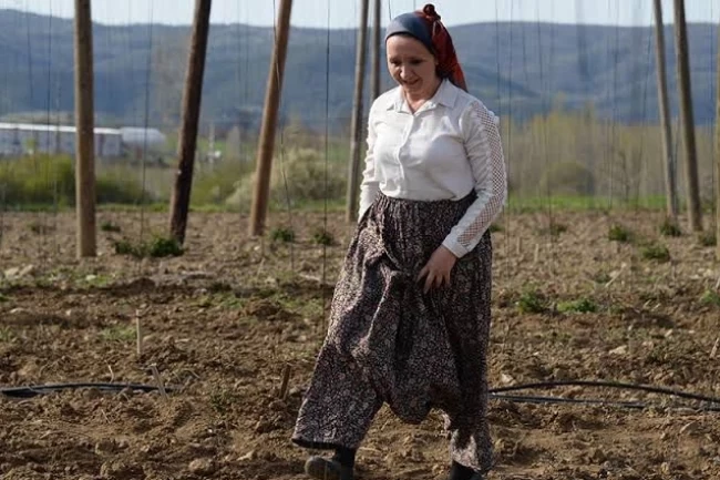 Bilecik Pazaryeri'nden Eskişehir Mihalgazi'ye şalvarlı destek!