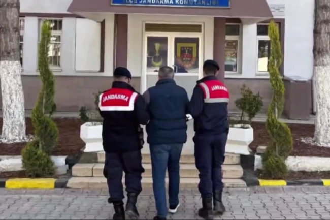 29 ilde FETÖ operasyonu: 63 gözaltı!