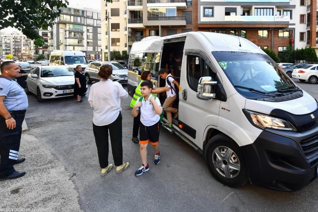 İzmir'de öğrenci servis ücretleri belli oldu