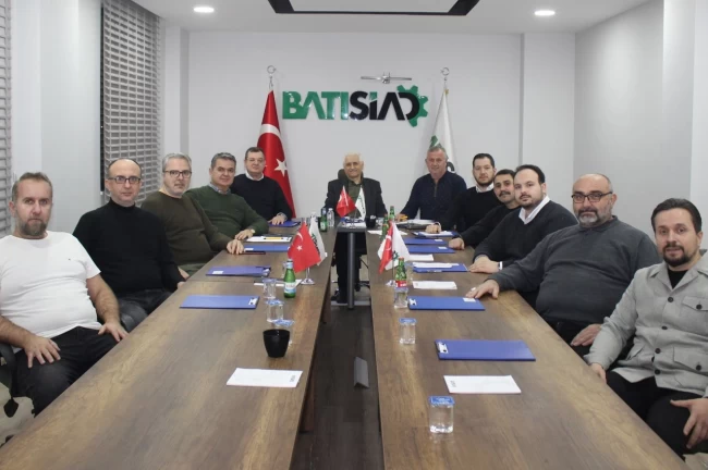 Ahmet Er başkanlığındaki BATISİAD'da görev bölümü