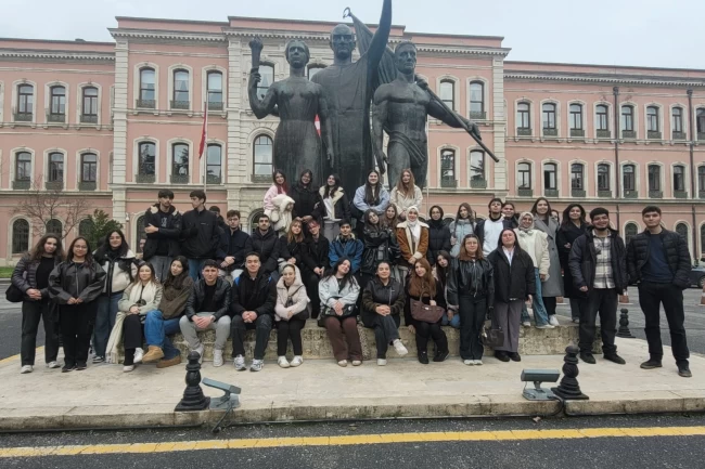 Maltepeli üniversite adaylarından İstanbul Üniversitesi'ne ziyaret