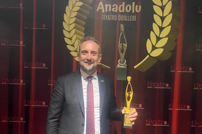 BDT Müdürü Sezai Yılmaz'a 'Yılın Oyuncu Ödülü'