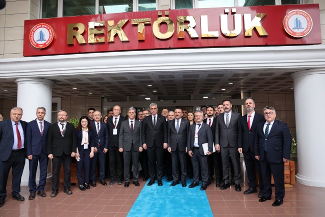 BEUN’da, Bakan Prof. Dr. Memişoğlu Başkanlığında Sağlıklı Türkiye Yüzyılı Toplantısı Gerçekleştirildi