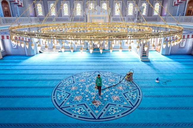 Mersin'de Ramazan öncesi yoğun temizlik mesaisi