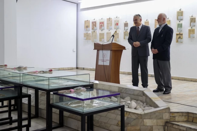 Bursa'da Osmanlıca dergi ve gazete sergisi açıldı