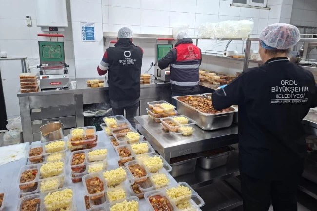 Ordu Büyükşehir'den 19 ilçede gönül sofrası