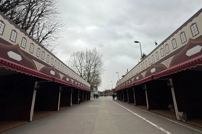 Sakarya'da geleneksel kitap sokağı Ramazan'a hazırlanıyor