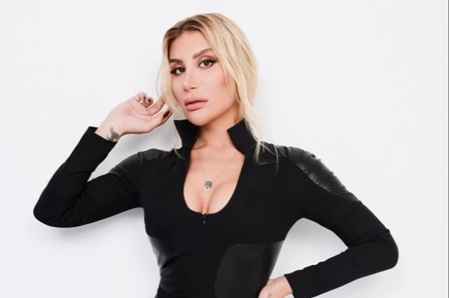 İrem Derici araştırması... "Filtresiz" tavrıyla ayrışan, enerjisiyle sahneyi taşıyan bir pop yıldızı