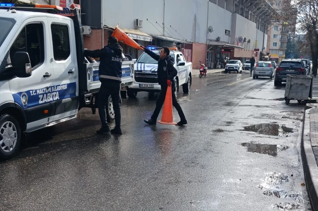 İstanbul Maltepe'de kamusal alan işgallerine sıkı denetim