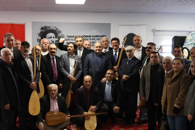 Ankara'da Keçiören'de 'Aşıklar Kıraathanesi' hizmete açıldı