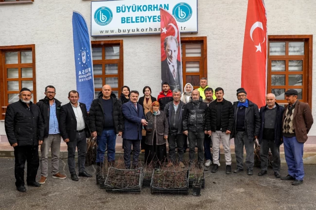 Bursa Büyükşehir'den üreticiye fidan ve tohum desteği