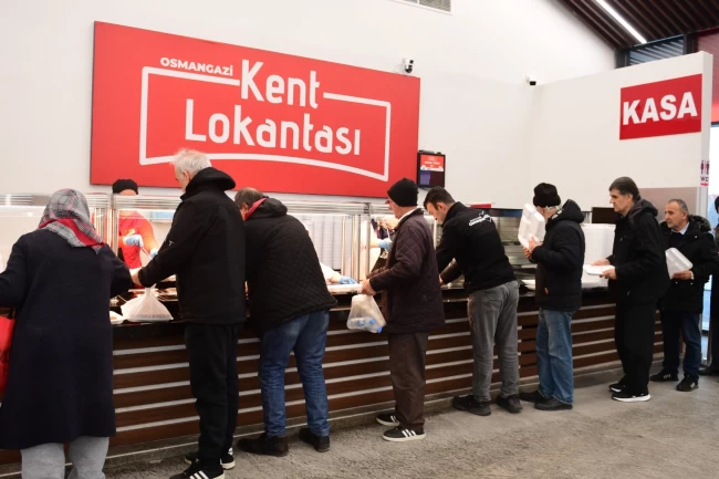 Ramazan'ın ilk iftarında Osmangazi'de gönüller birleşti