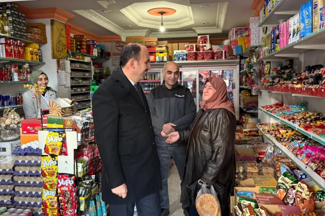 Konya'da Başkan Altay iftar öncesi esnafla buluştu