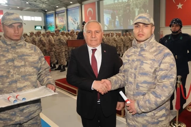 Kütahya'da sözleşmeli erler yemin etti