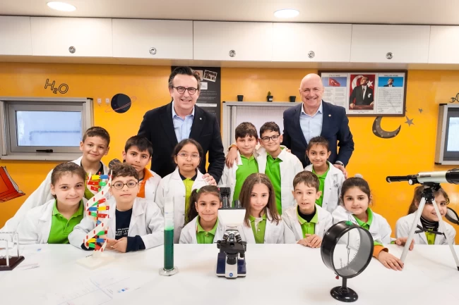 MediaMarkt Türkiye ve TEGV'den afet bölgesinde sürdürülebilir eğitim desteği