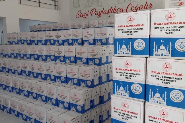 İpsala'da Ramazan bereketi paylaştıkça çoğalıyor