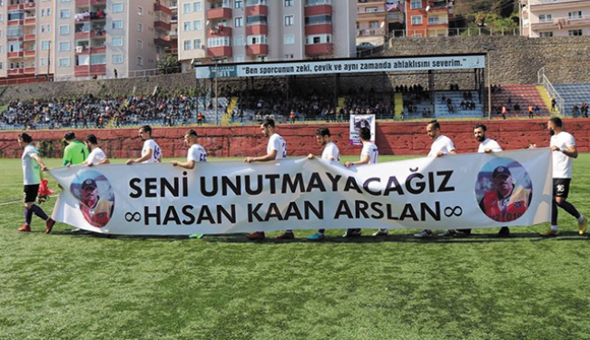 Karasu maçında duygusal anlar..