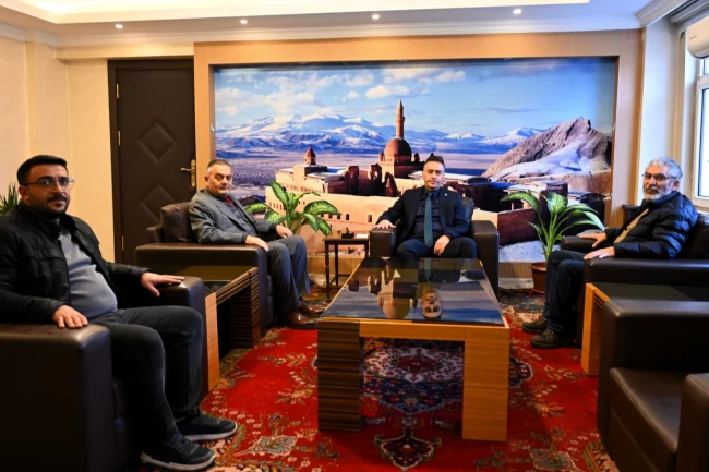 Ağrı'da gazetecilerden Emniyet Müdürü Önder'e ziyaret