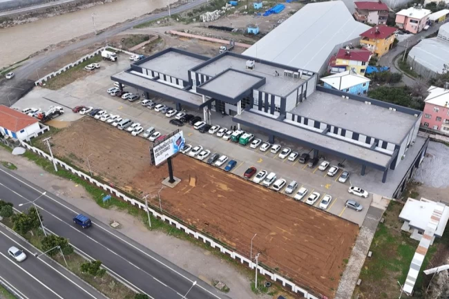 Mersin Büyükşehir'in hizmet ağı Anamur'da tek çatı altında