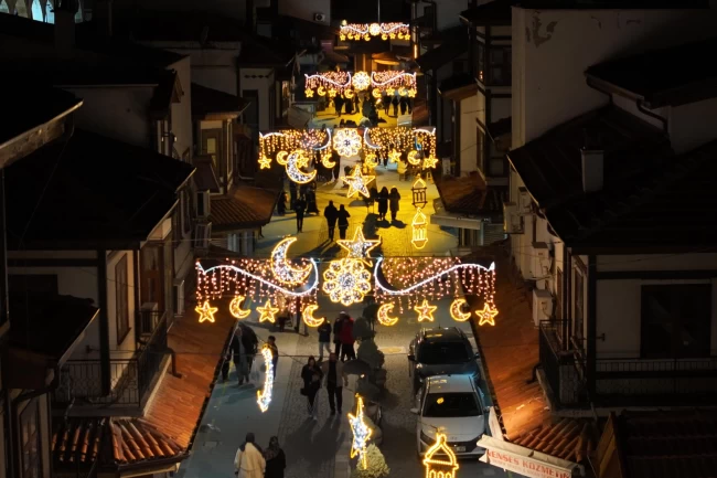 Ramazan Konya'nın ruhunu daha da görünür kılıyor