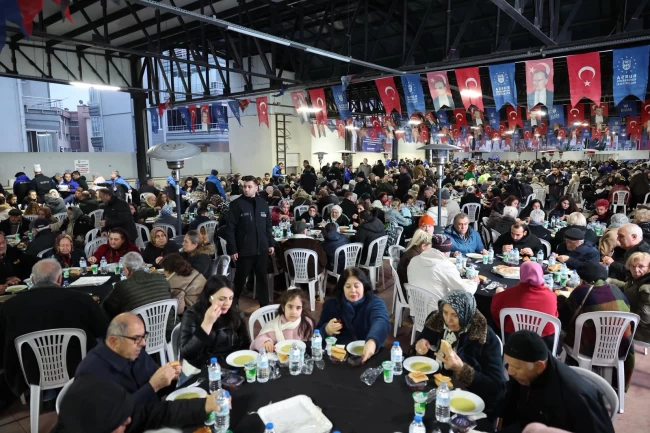 Mudanya'da bir olan gönüllerle sofralar bereketle doldu